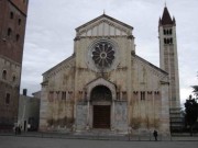 Eglise San Zeno de Verona (a inspiré la construction de la Trinité de Berne) 