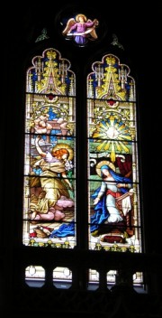 Notre-Dame, Neuchâtel, vitrail de l'abside. Cliché personnel