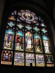 Vue du grand vitrail dans le choeur de l'église St-Maurice. Cliché personnel