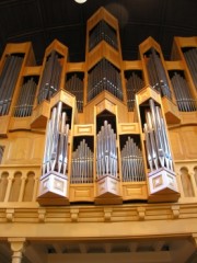 La façade de l'orgue du Sentier. Cliché personnel