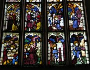 Détail du vitrail axial de l'abside (Stadtkirche, Bienne, 1457). Cliché personnel