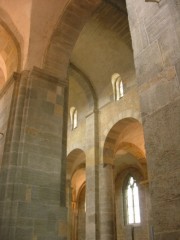 Autre vue de l'élévation des voûtes vers le transept. Cliché personnel