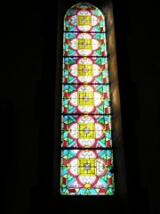 Un autre vitrail (décoratif) à N.-Dame à Vevey. Cliché personnel