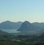 Panorama sur Lugano depuis les hauteurs de Tesserete (avec emploi du zoom). Cliché personnel