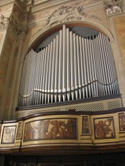 Autre vue de la façade de l'orgue. La console est dans le choeur. Cliché personnel