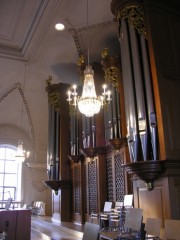 Autre vue de l'orgue en tribune. Cliché personnel