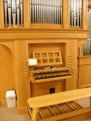 Vue de la console de l'orgue Ayer-Morel. Cliché personnel