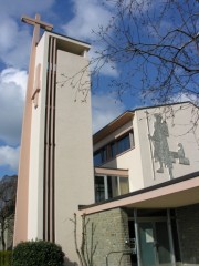 Eglise catholique du Bon Pasteur à Prilly (Lausanne). Cliché personnel (mars 2008)
