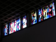 Les hauts vitraux de la nef (première partie) [M. Ingrand]. Cliché personnel