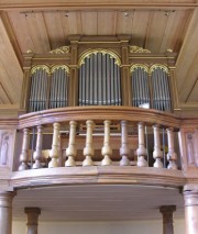 Vue en contre-plongée de l'orgue, Krauchthal. Cliché personnel