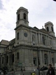 Vue de l'église Ste-Madeleine à Besançon. Cliché personnel (mai 2008)