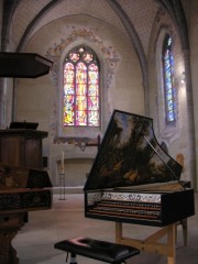 Choeur de l'église paroissiale de Payerne et le clavecin d'après Ruckers, de M. Chabloz. Cliché personnel