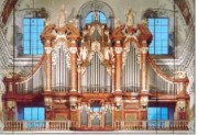 Grand Orgue Metzler du Dom de Salzbourg. Crédit: www.kirchen.net/liturgie/orgel/
